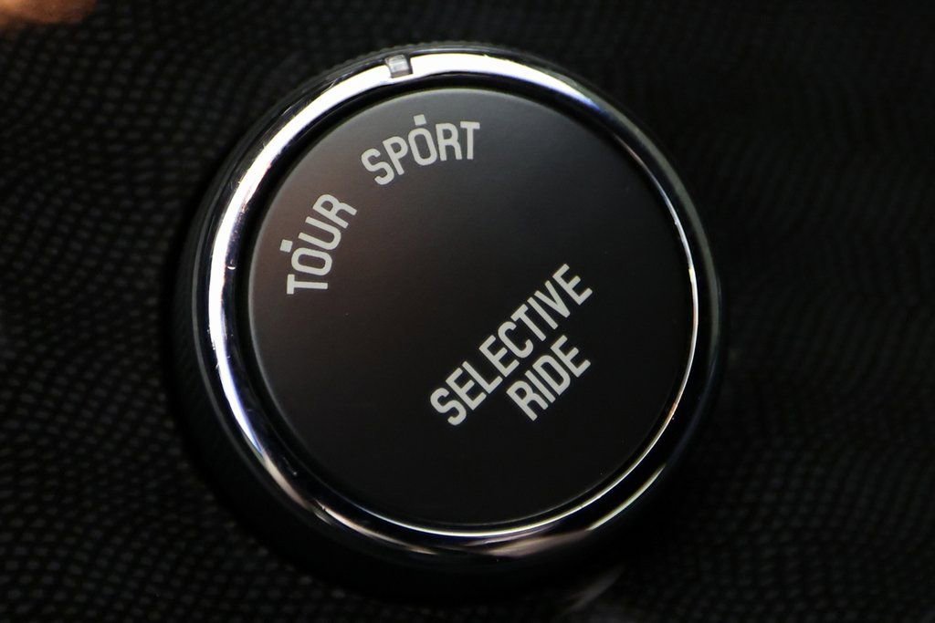 Used 2010 Chevrolet Corvette Convertible w/ Preferred Equipment Group image 22