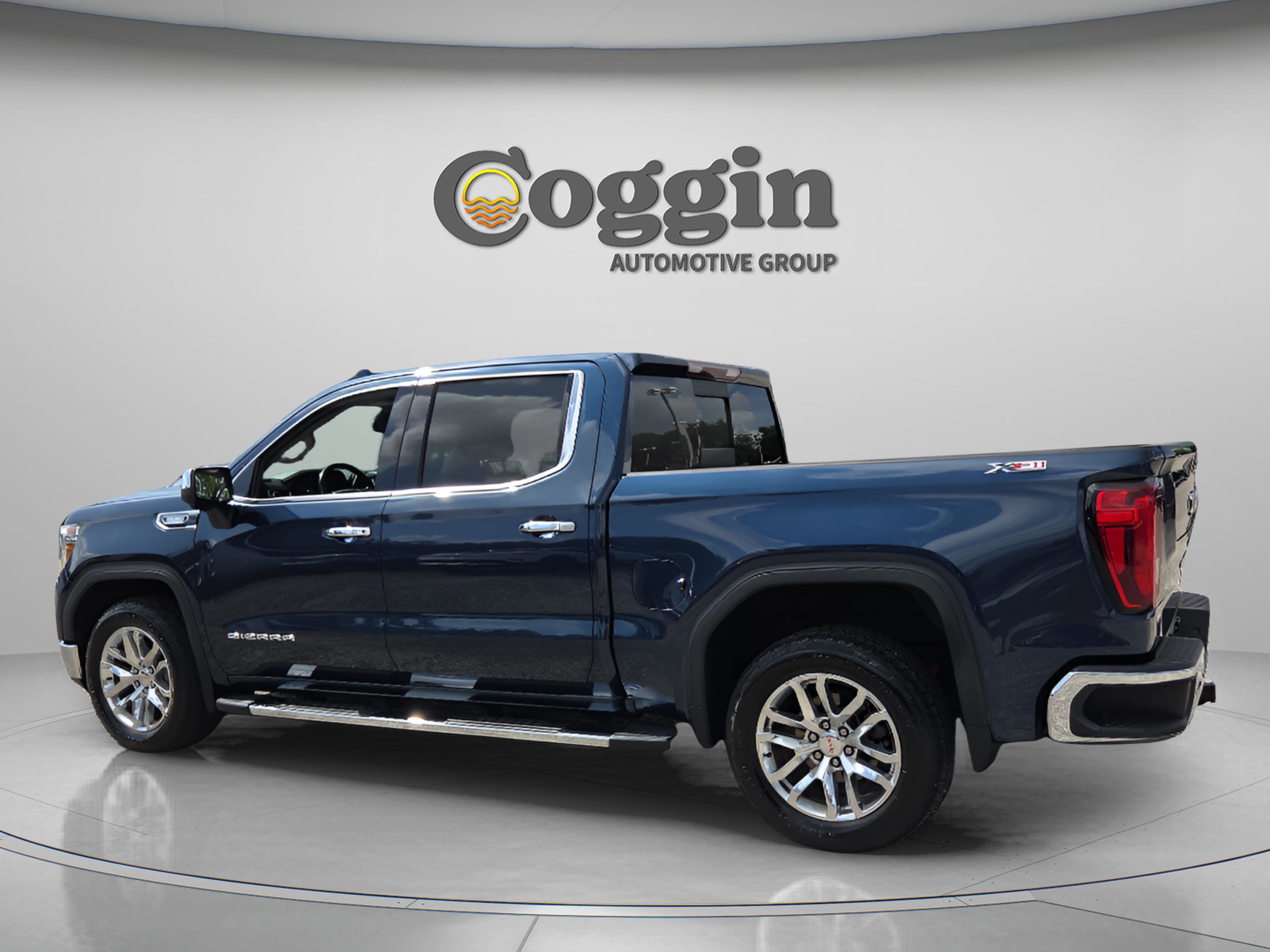 Used 2020 GMC Sierra 1500 SLT w/ SLT Premium Plus Package AWD/4WD image 3