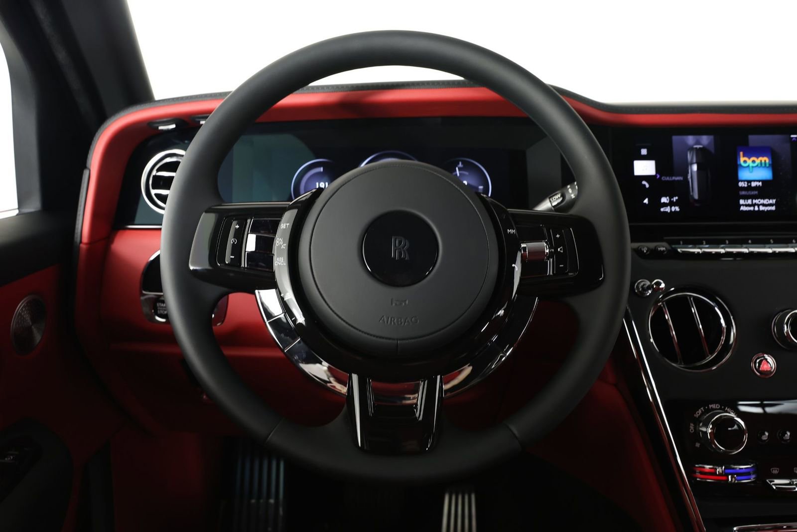 New 2026 Rolls-Royce Cullinan AWD/4WD image 12