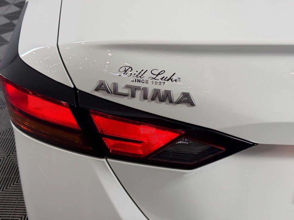 Used 2026 Nissan Altima 2.5 SV FWD image 11