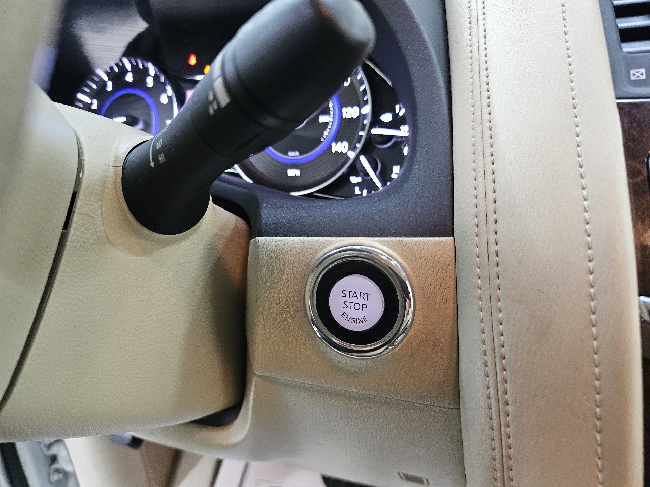 Used 2016 INFINITI QX80 2WD w/ 22" Wheel Package image 35