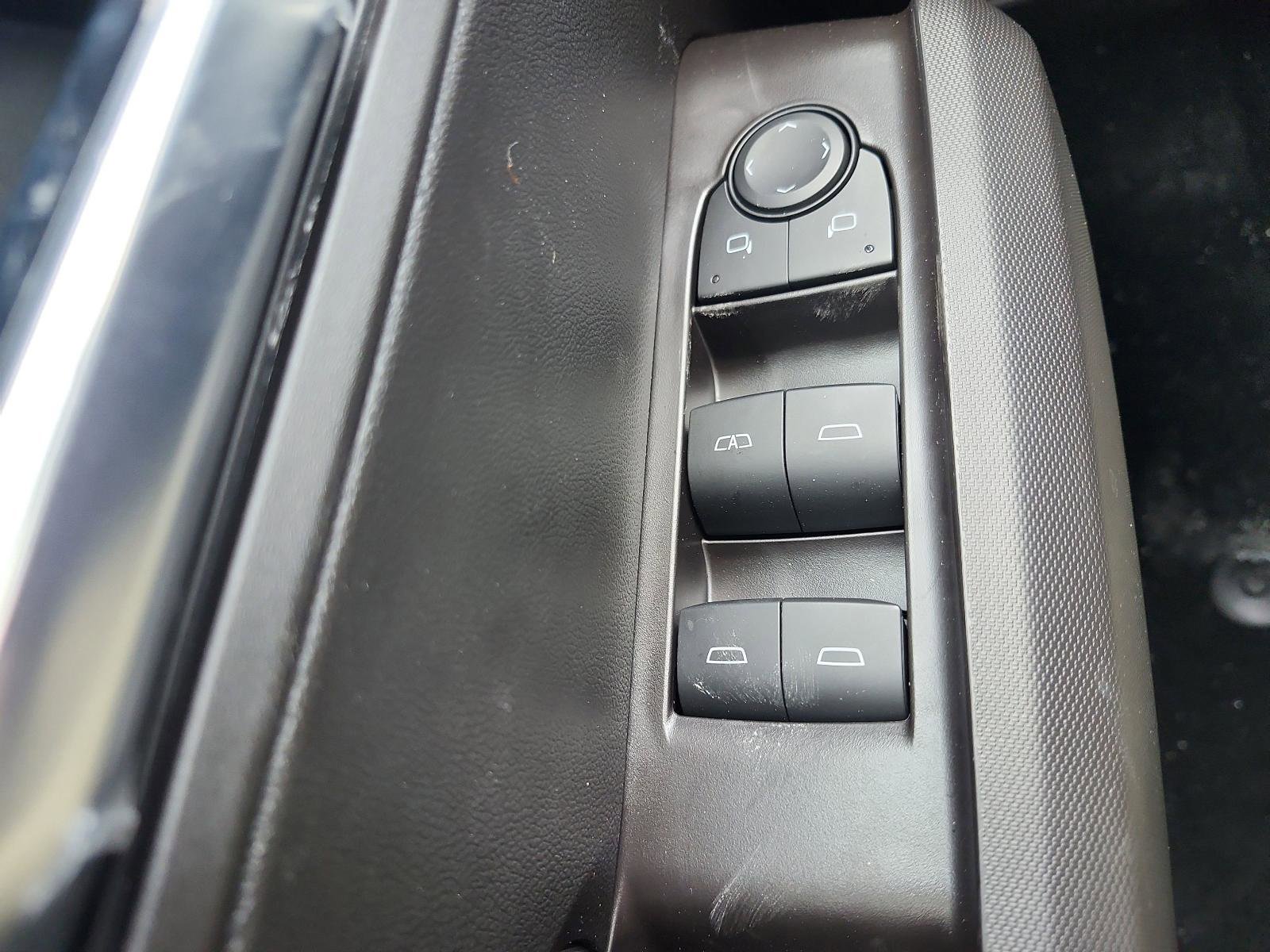 New 2026 GMC Canyon Elevation w/ Convenience Package image 14