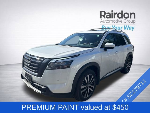 Used 2025 Nissan Pathfinder Platinum w/ Black Appearance Package image 3