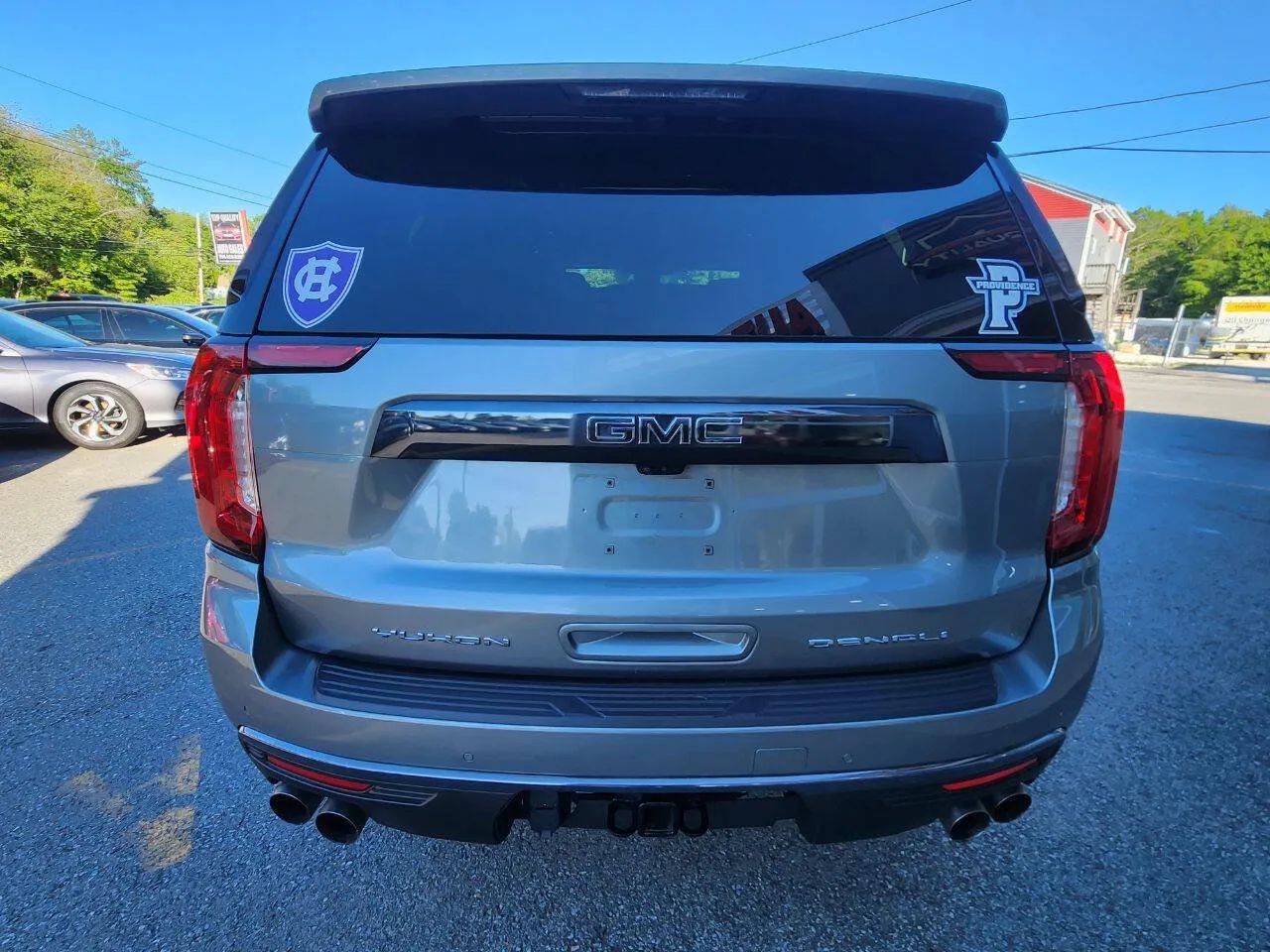 Used 2023 GMC Yukon Denali Ultimate AWD/4WD image 7