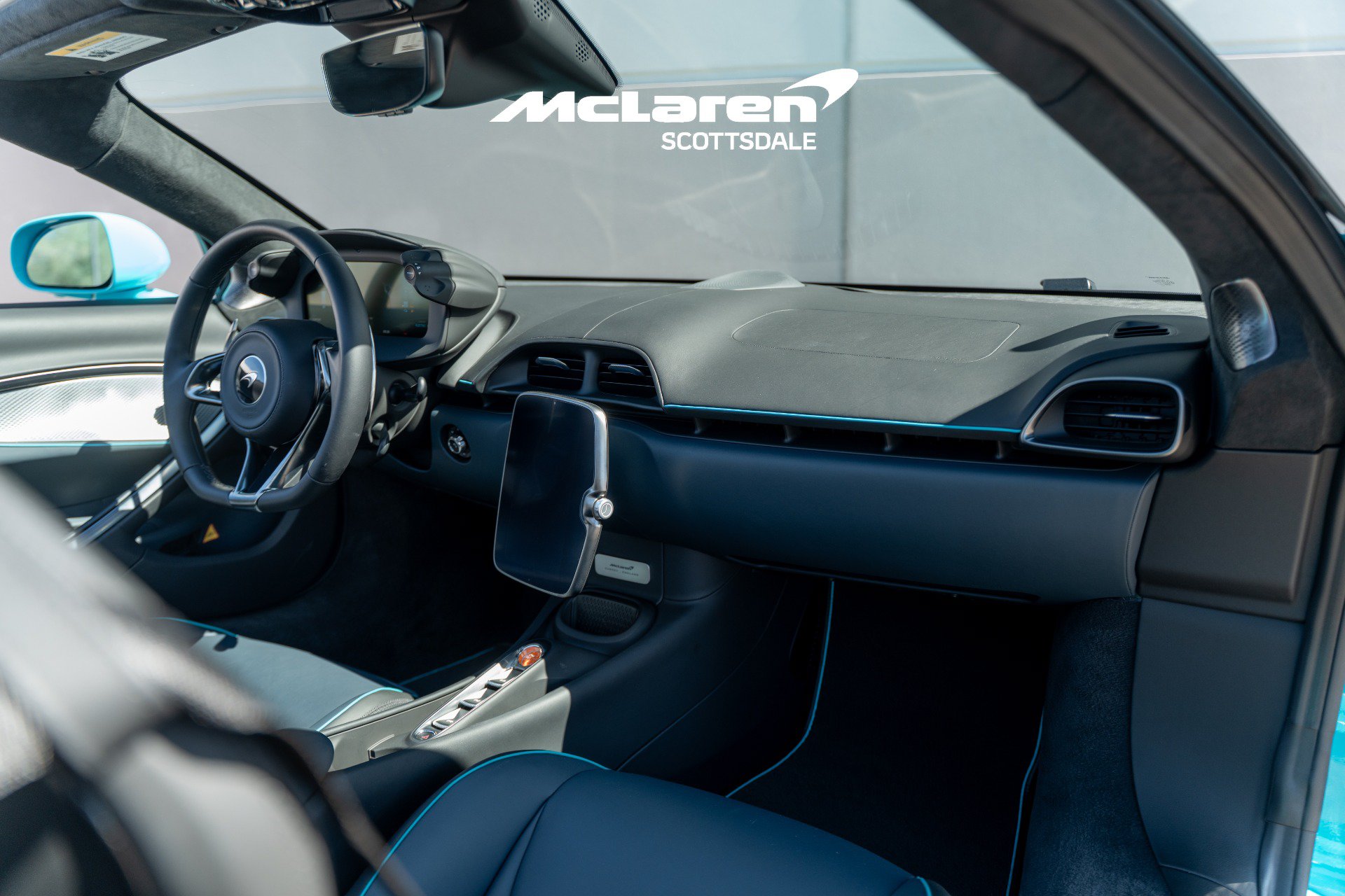 New 2026 McLaren Artura Spider RWD image 17