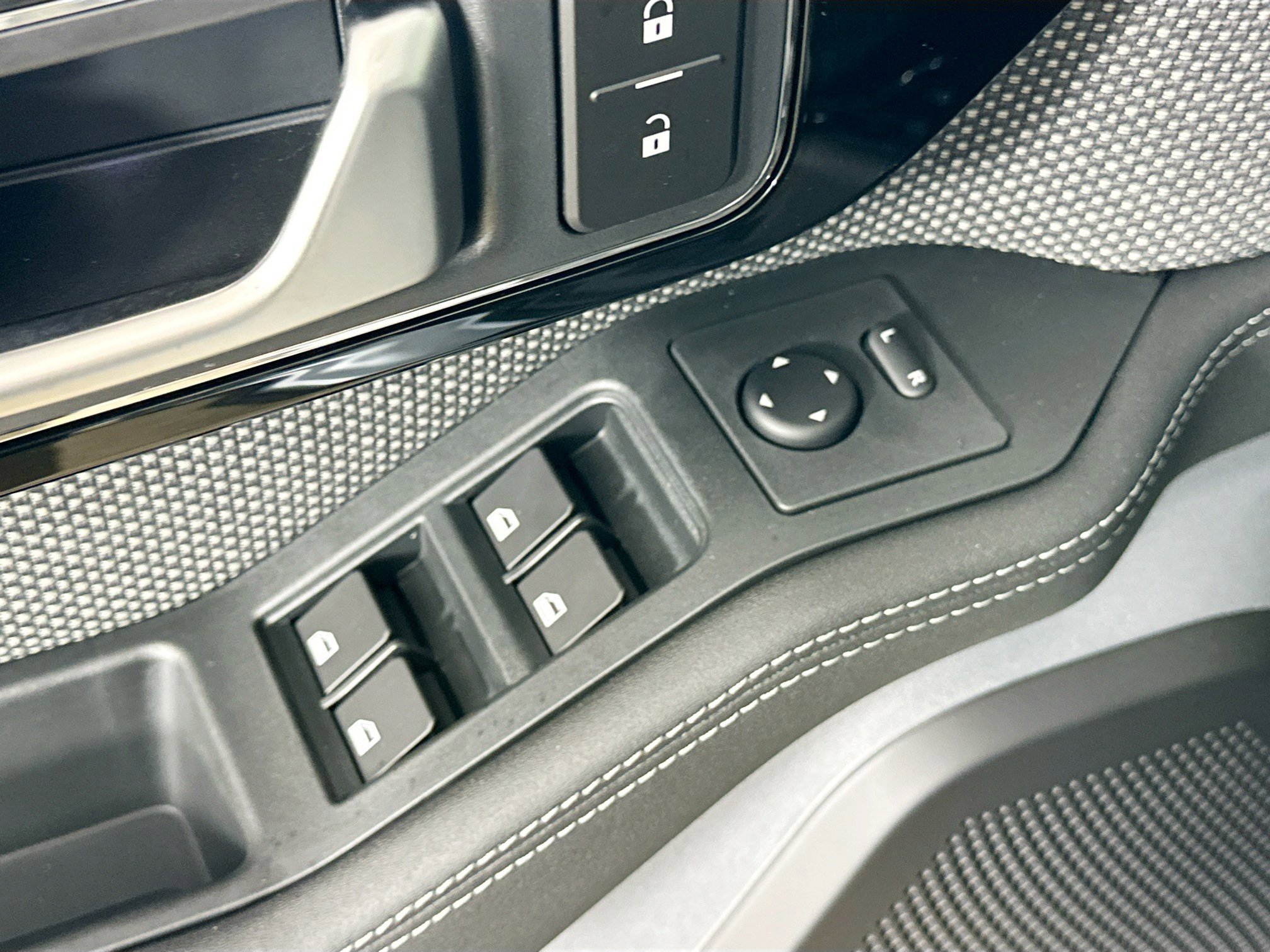 New 2026 INEOS Grenadier image 18