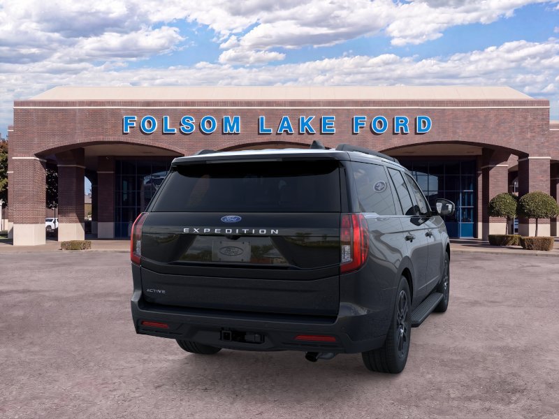 New 2026 Ford Expedition Active AWD/4WD image 8
