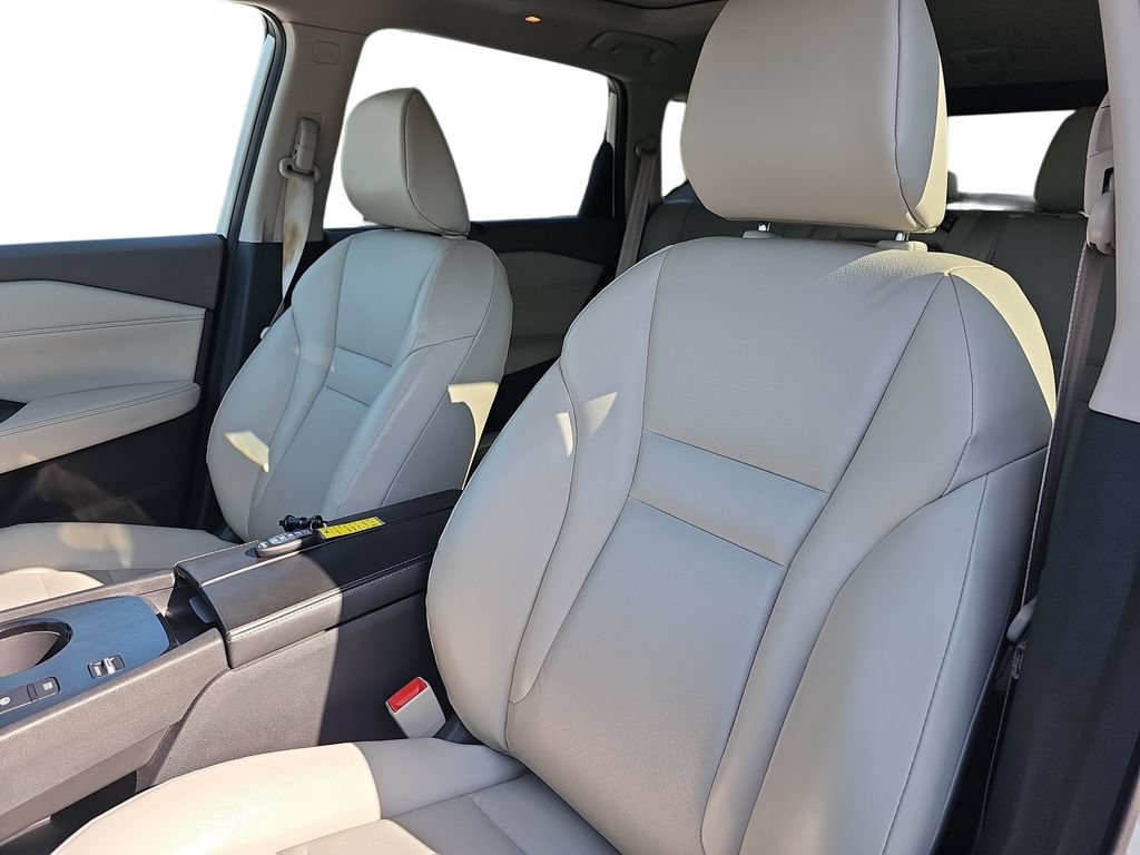 Used 2021 Nissan Rogue SV w/ Premium Package FWD image 15