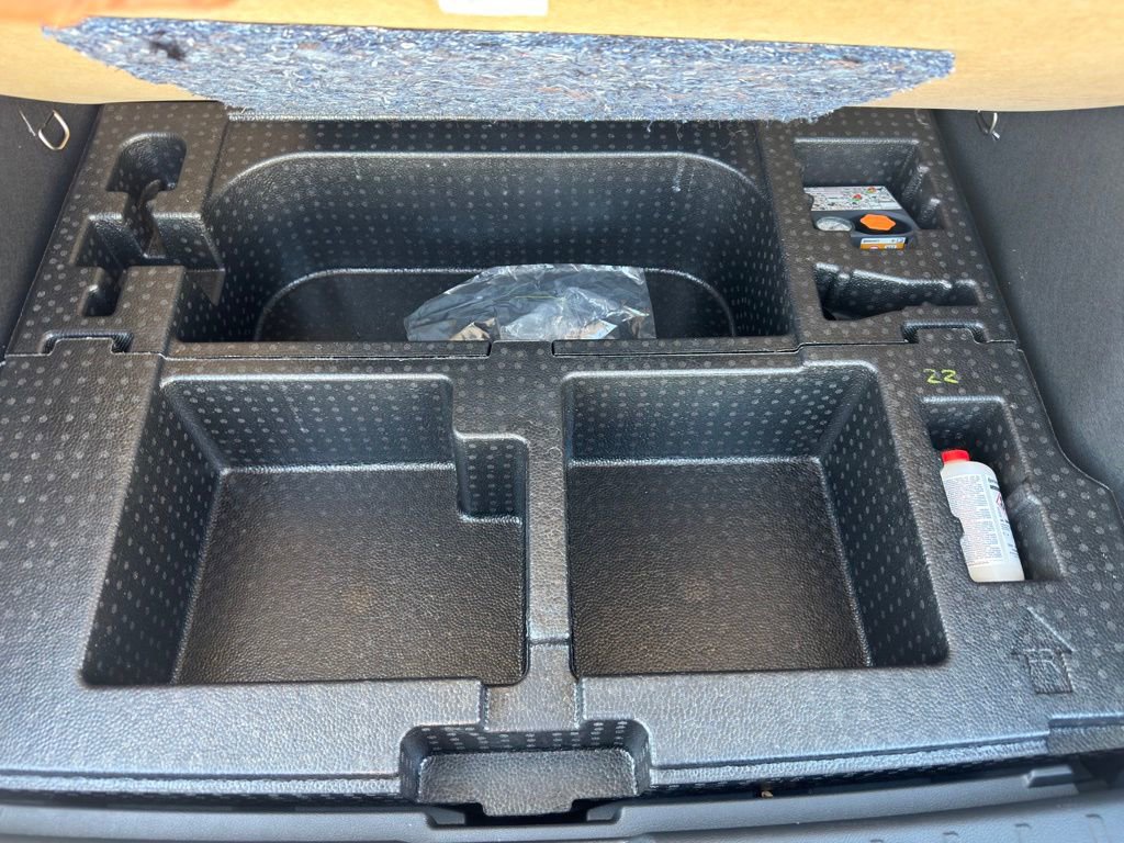 New 2026 Nissan Kicks SR w/ Interior Electronics Package image 17