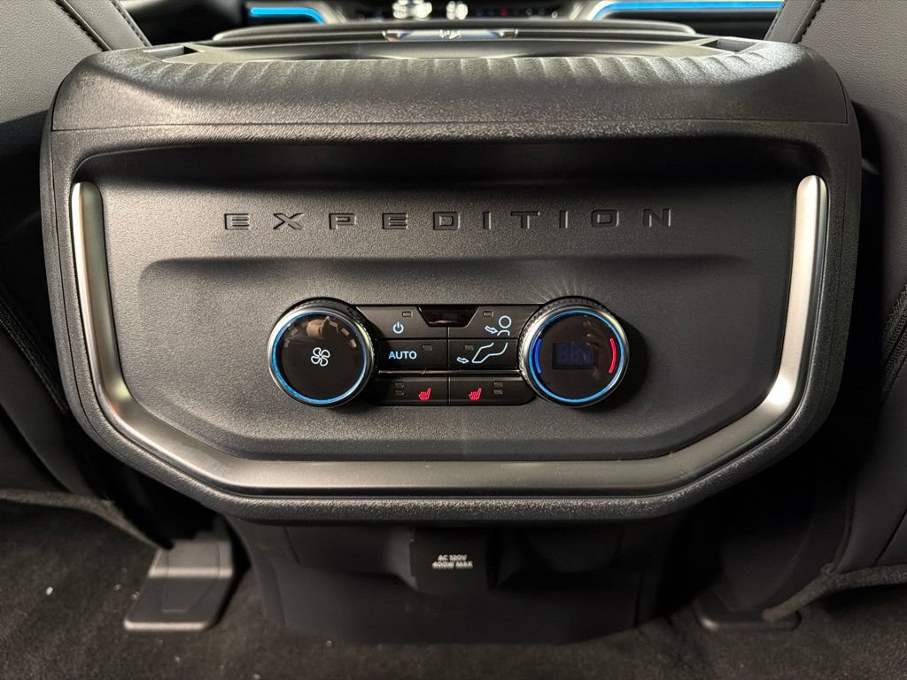 New 2027 Ford Expedition Max Platinum w/ Stealth Appearance Package AWD/4WD image 38