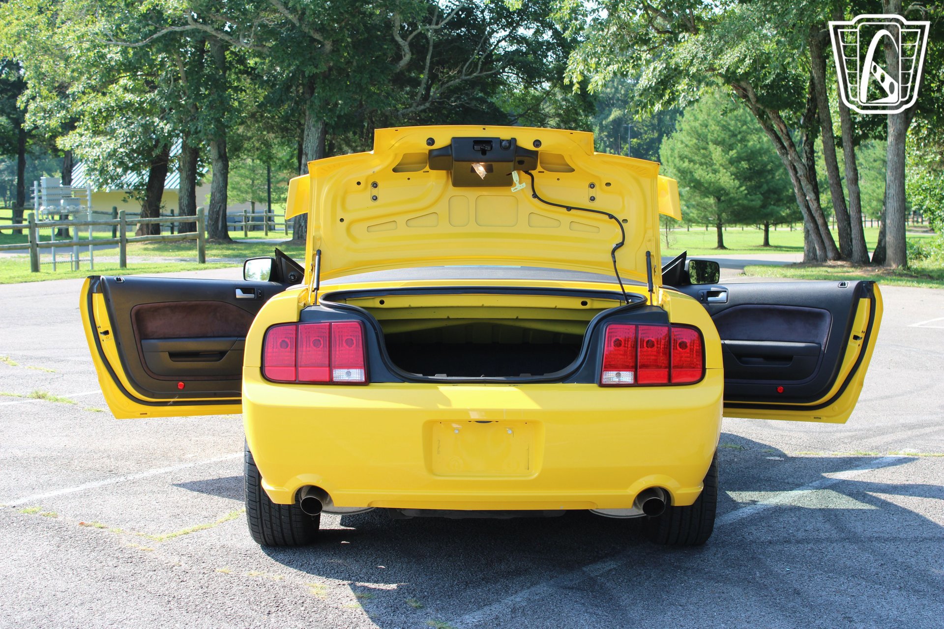 Used 2006 Ford Mustang GT RWD image 30