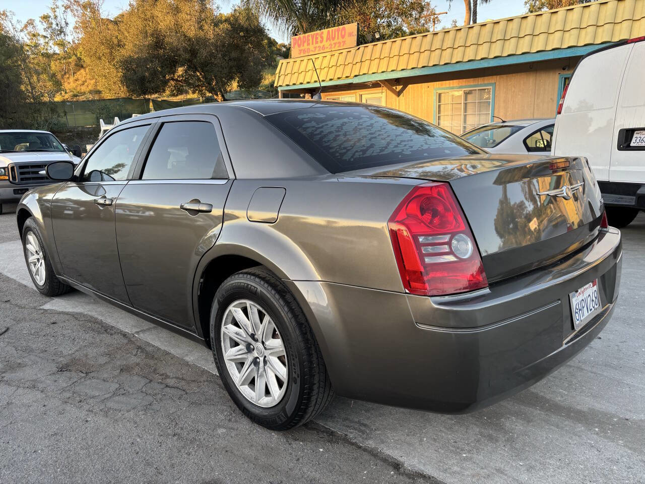 Used 2008 Chrysler 300 LX image 5