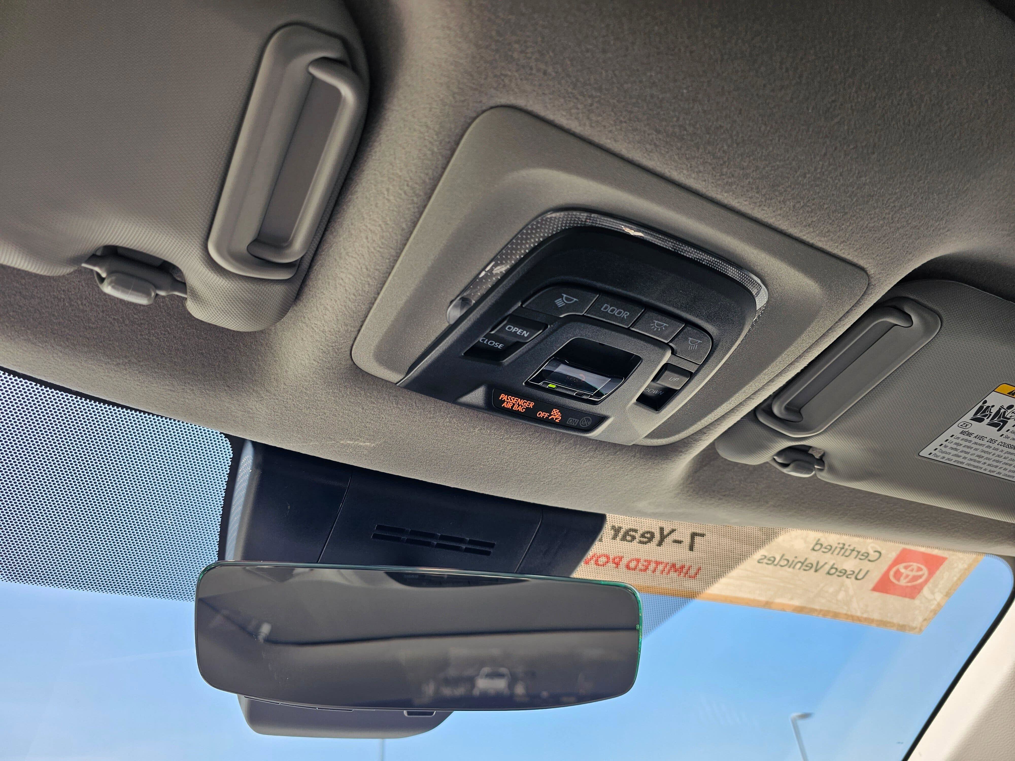 Used 2026 Toyota Corolla Cross XLE w/ Convenience Package image 27