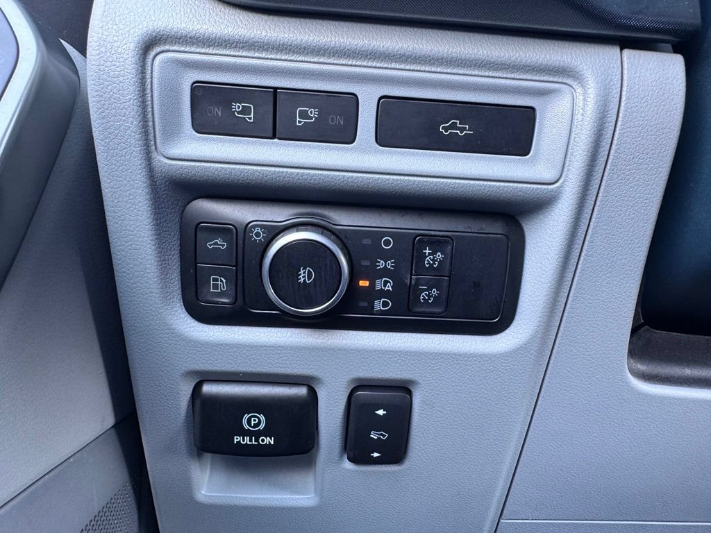 Used 2023 Ford F150 Limited AWD/4WD image 41