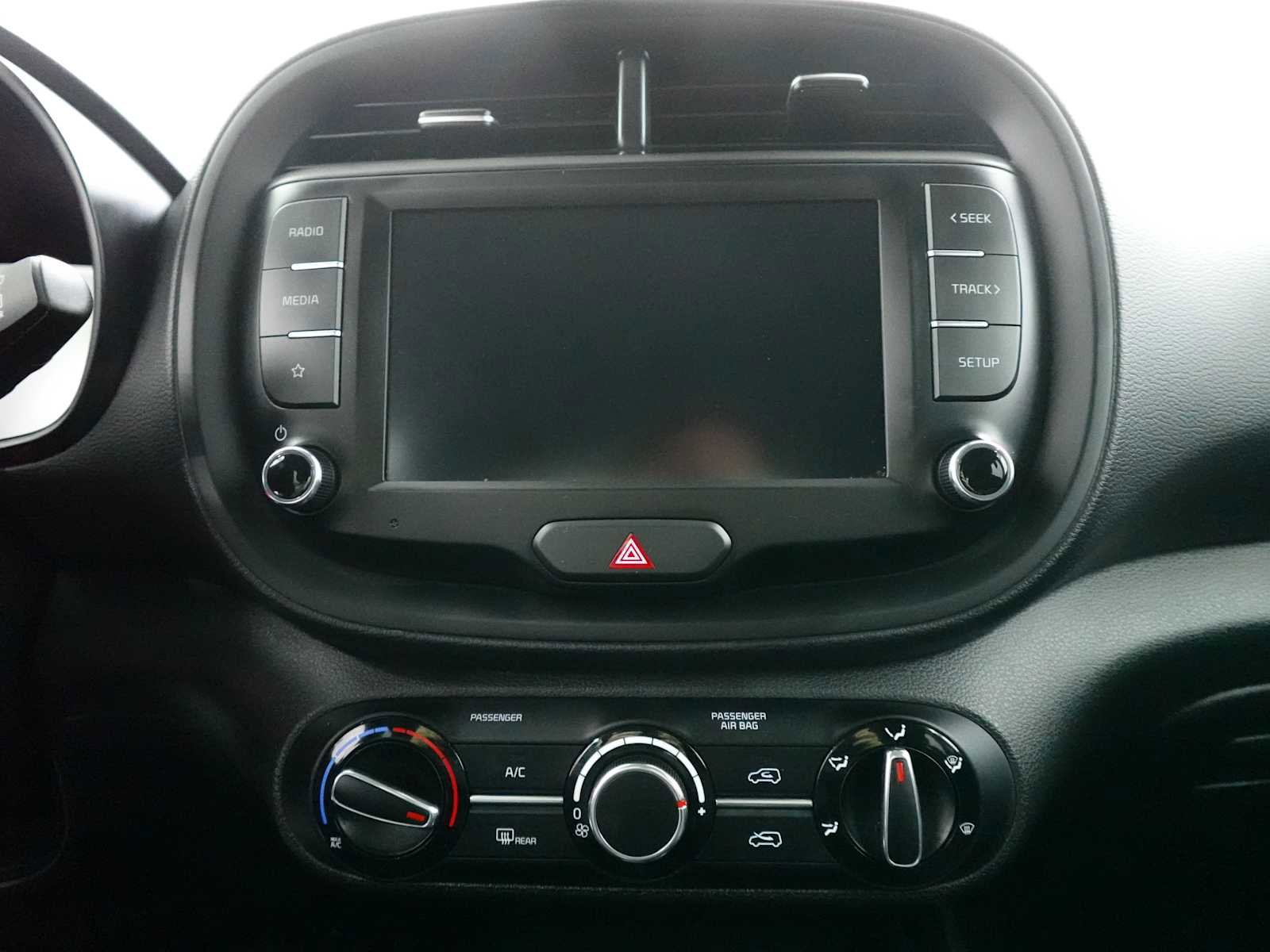 Used 2023 Kia Soul LX FWD image 21