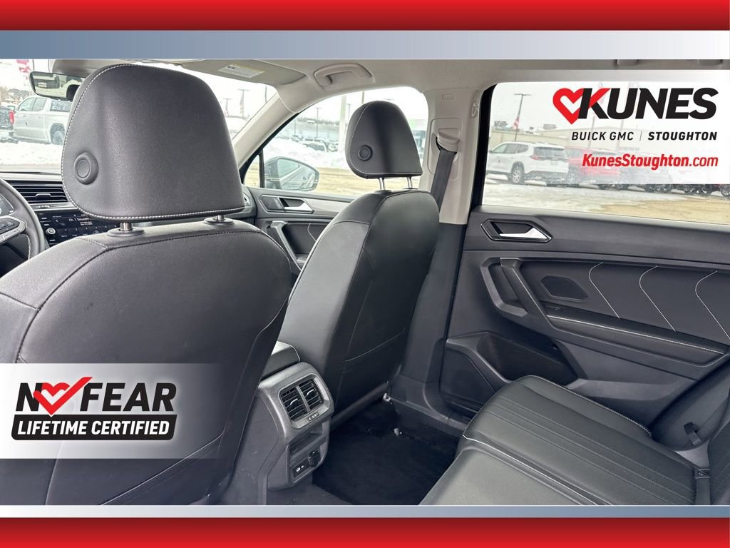 Used 2024 Volkswagen Tiguan Wolfsburg Edition image 34