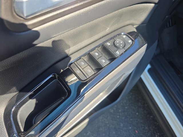 Used 2023 Nissan Pathfinder SL w/ SL Premium Package AWD/4WD image 13