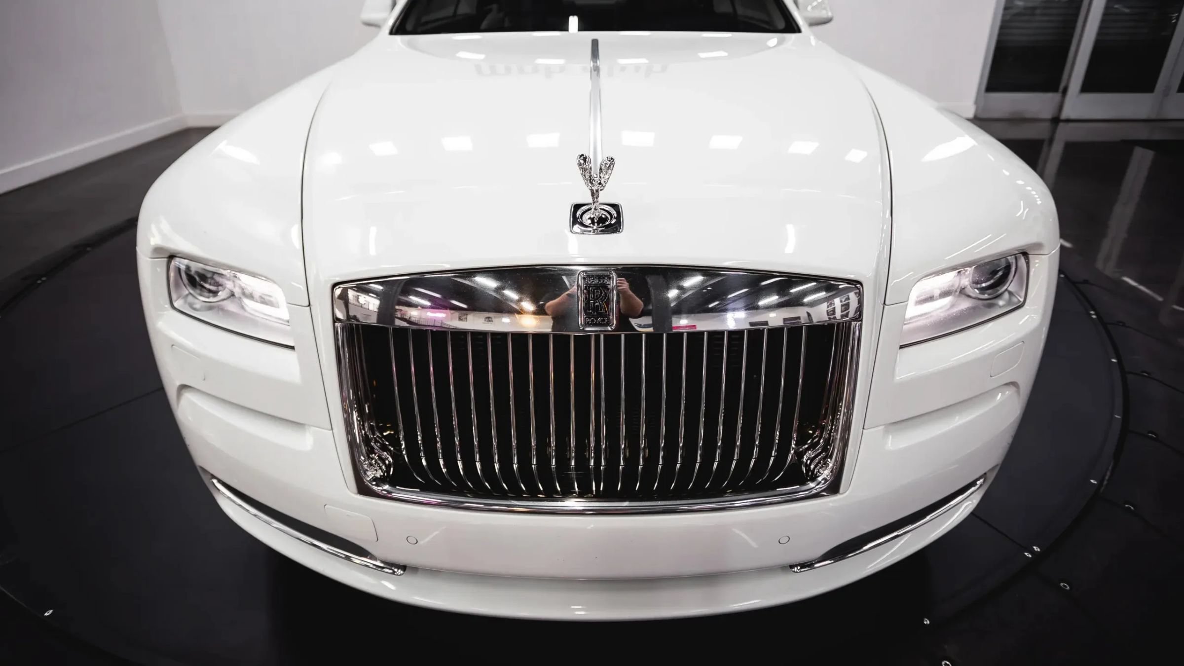 Used 2015 Rolls-Royce Wraith RWD image 10