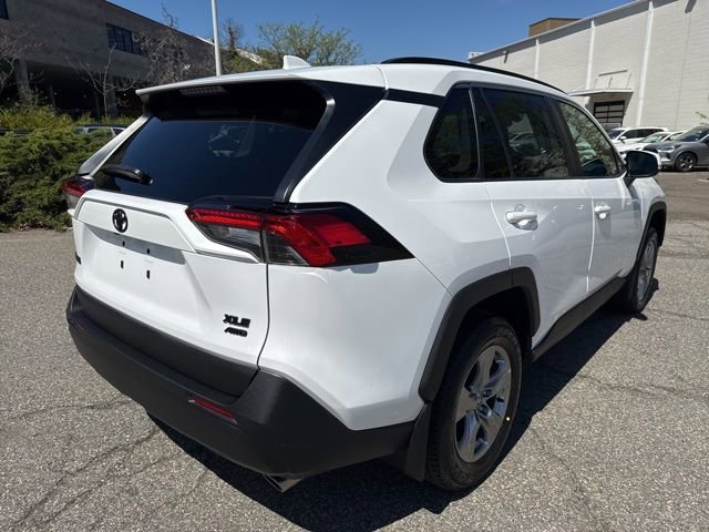 Used 2023 Toyota RAV4 XLE w/ XLE Grade Weather Package AWD/4WD image 14