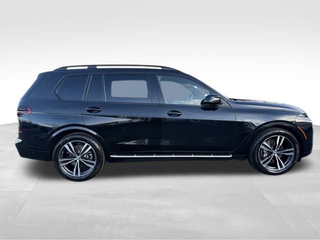 Used 2023 BMW X7 xDrive40i w/ Executive Package image 8