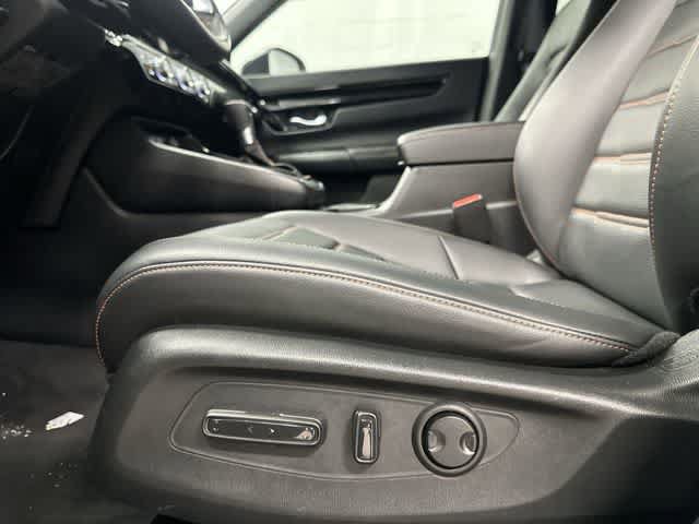 Used 2025 Honda CR-V Sport Touring image 27