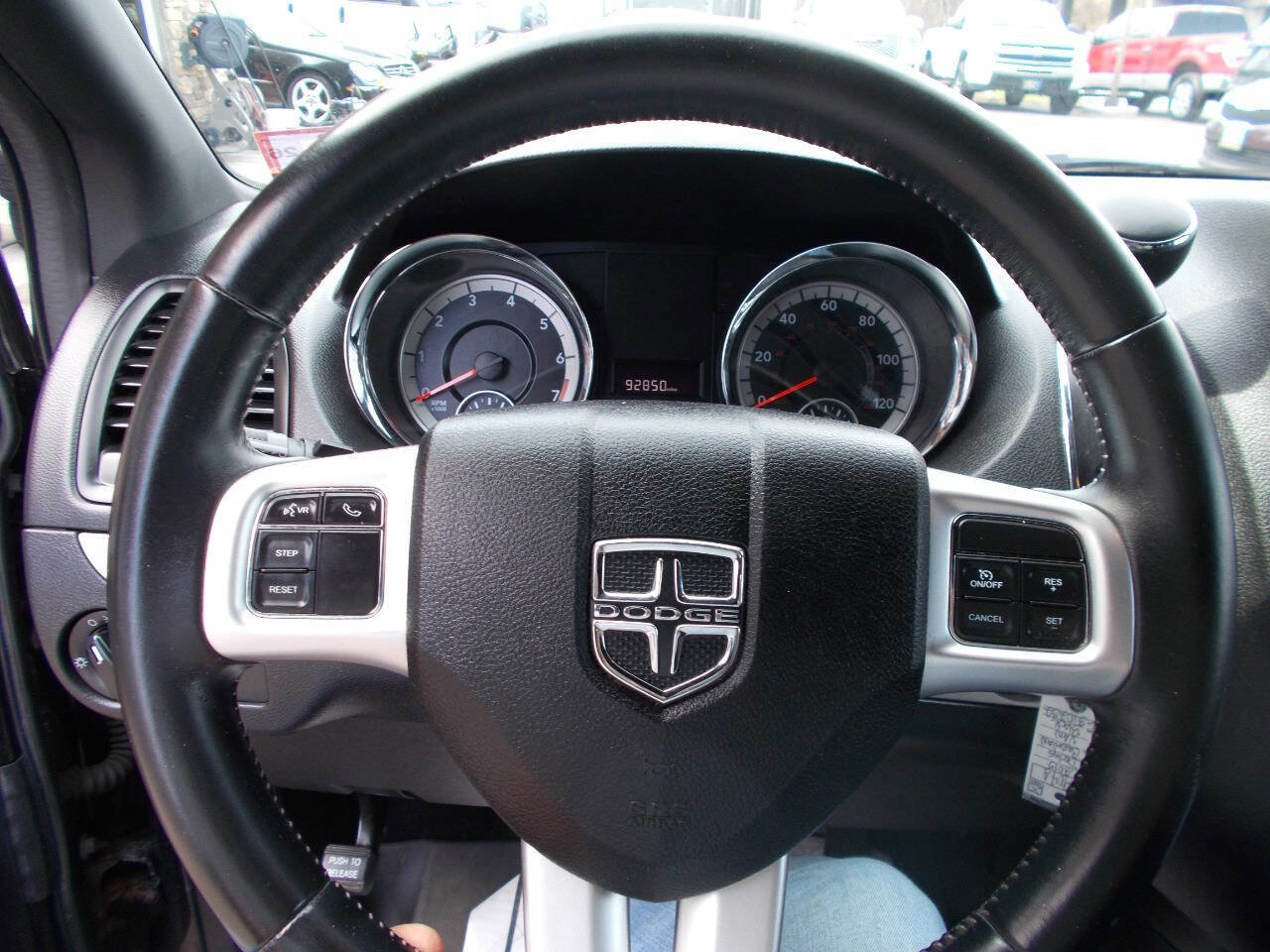 Used 2015 Dodge Grand Caravan SE w/ Quick Order Package 29E SE FWD image 11