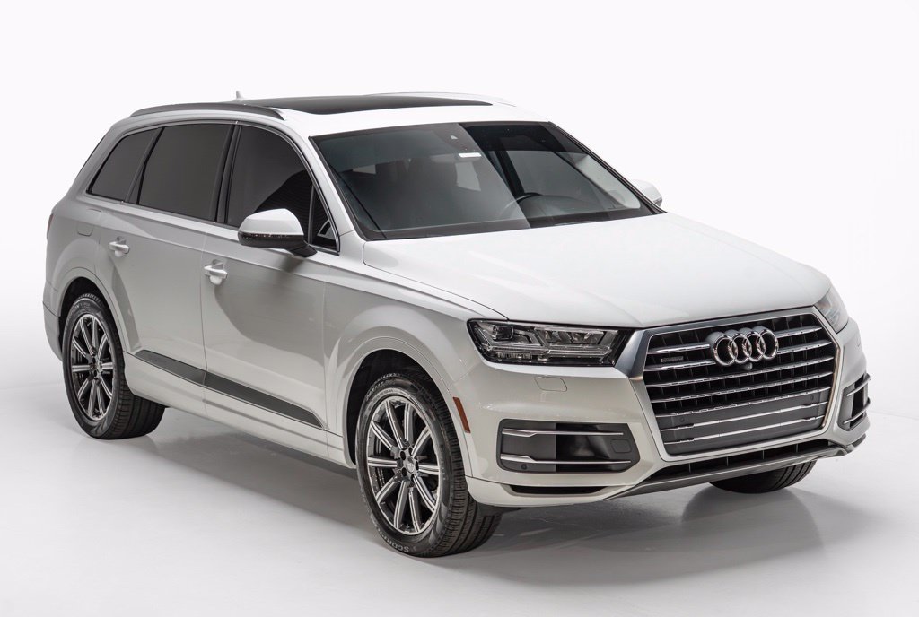 Used 2017 Audi Q7 3.0T Premium Plus w/ Premium Plus Package AWD/4WD image 6