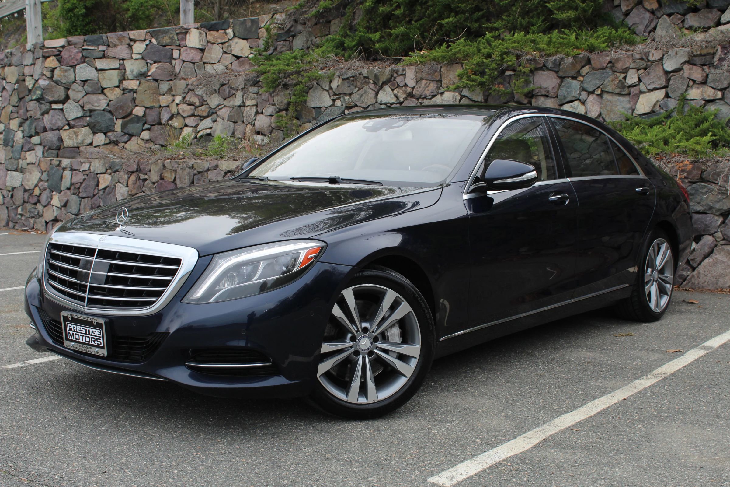 Used 2015 Mercedes-Benz S 550 4MATIC Sedan image 2