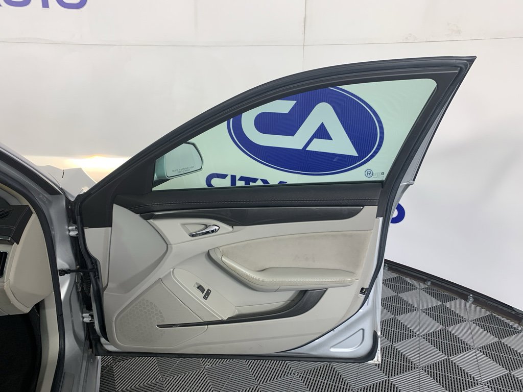 Used 2009 Cadillac CTS V image 39