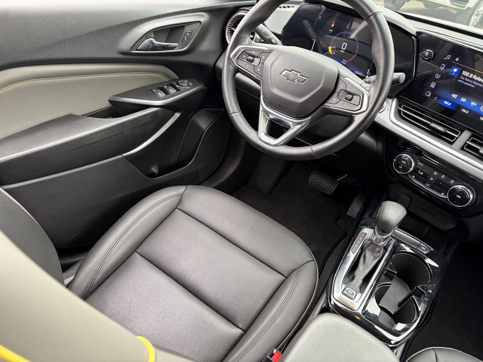 Certified 2025 Chevrolet Trax ACTIV w/ Driver Confidence Package FWD image 15