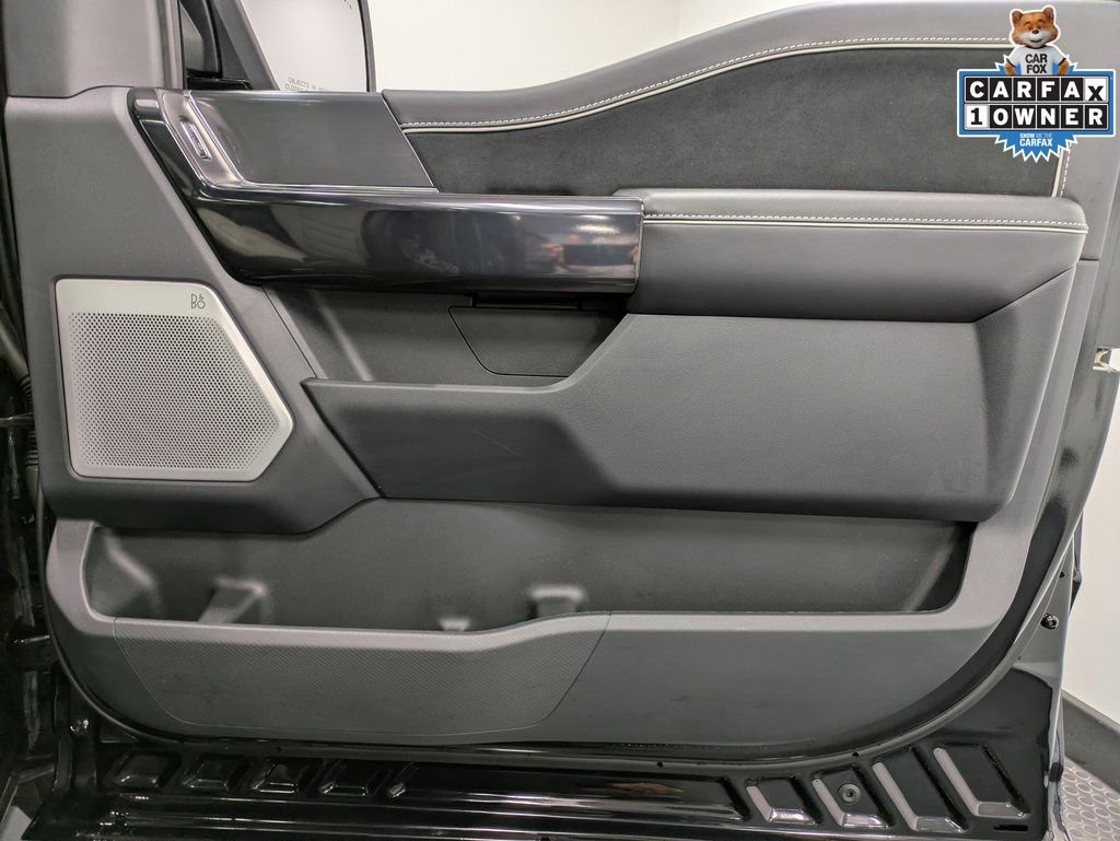Used 2025 Ford F150 Lightning Platinum image 30