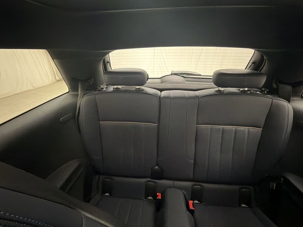 Certified 2025 MINI Cooper S image 24
