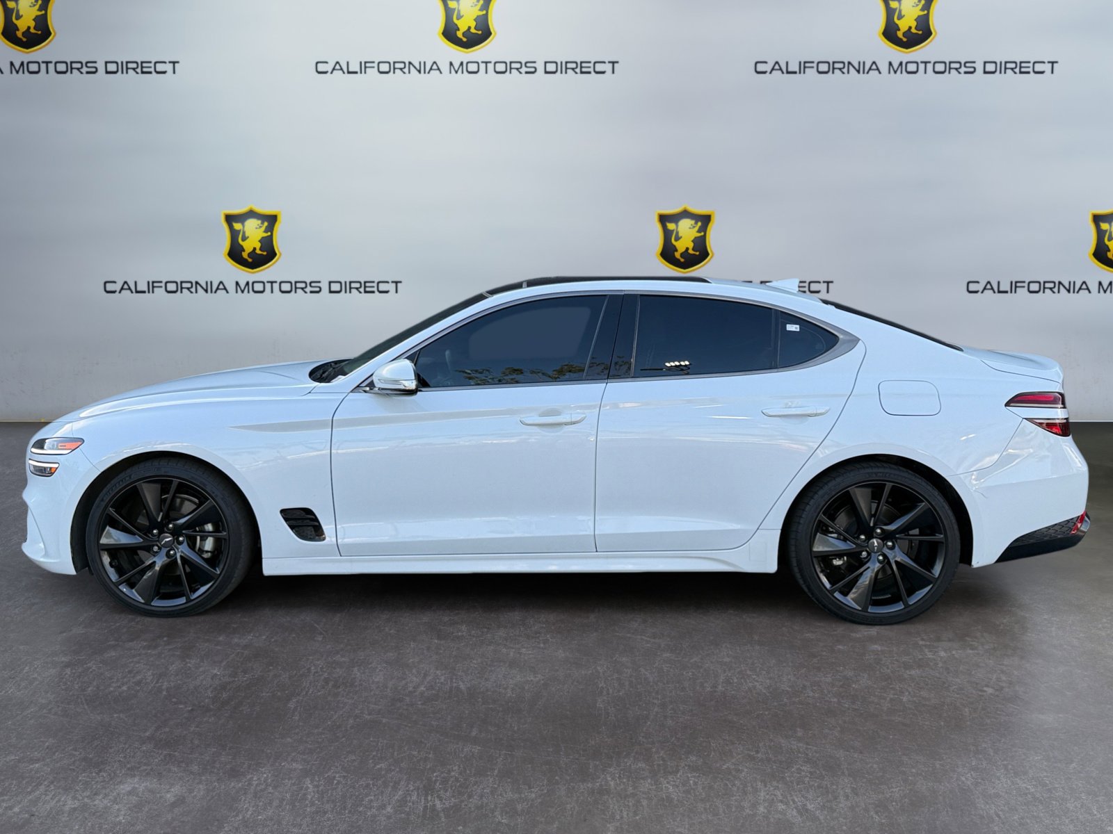 Used 2023 Genesis G70 2.0T w/ Sport Prestige Package image 2