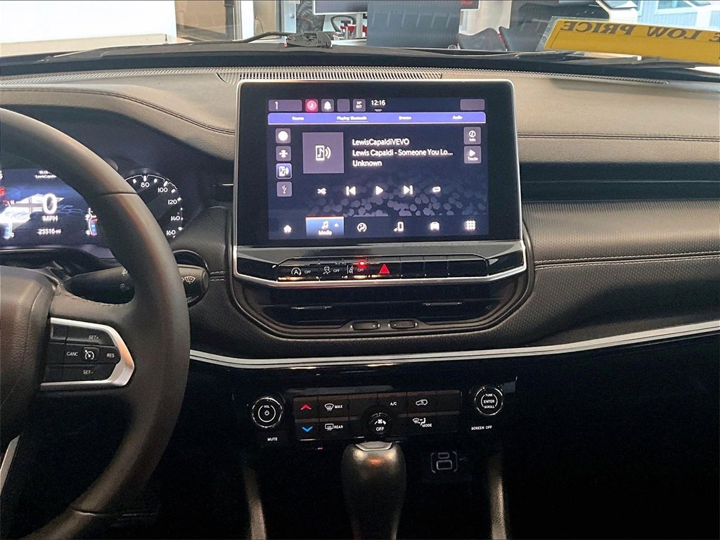 Used 2023 Jeep Compass Altitude image 18