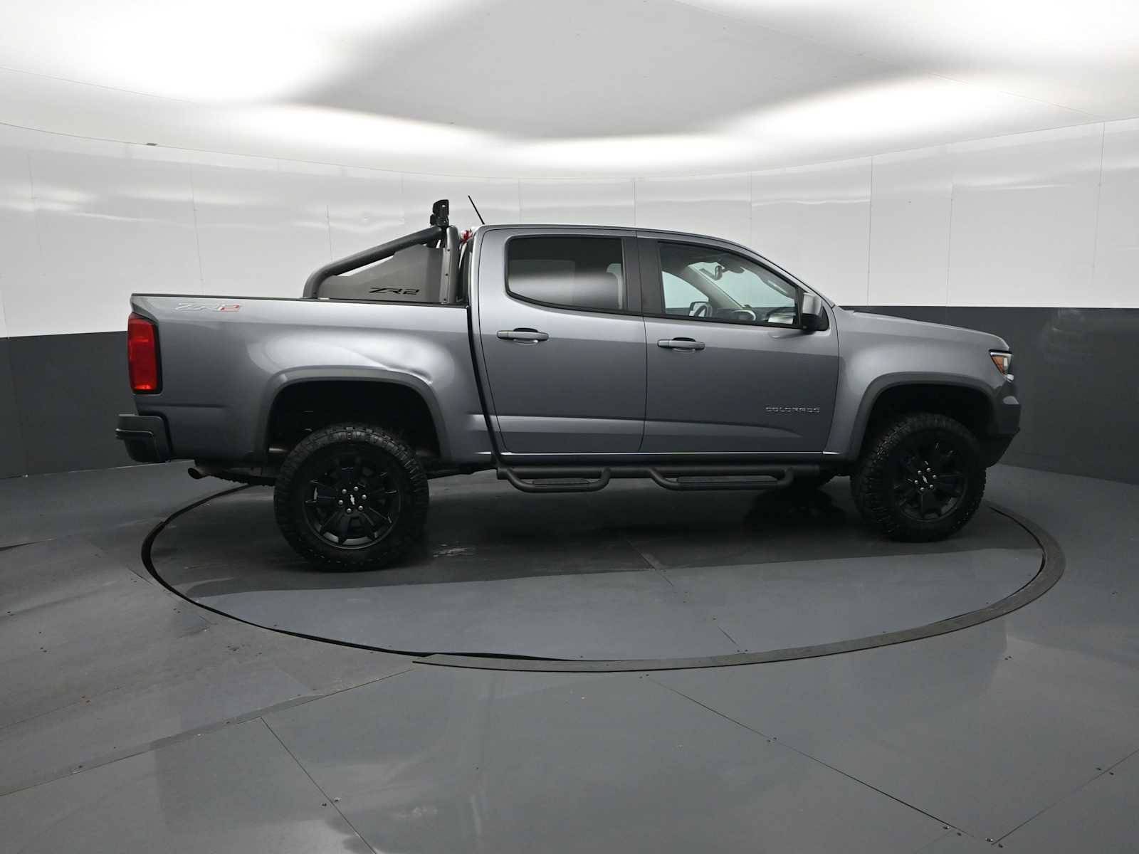 Used 2021 Chevrolet Colorado ZR2 w/ ZR2 Dusk Special Edition image 9