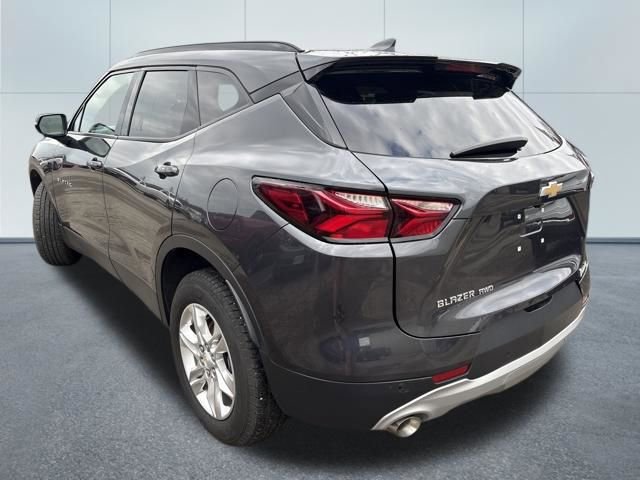 Used 2022 Chevrolet Blazer LT AWD/4WD image 2