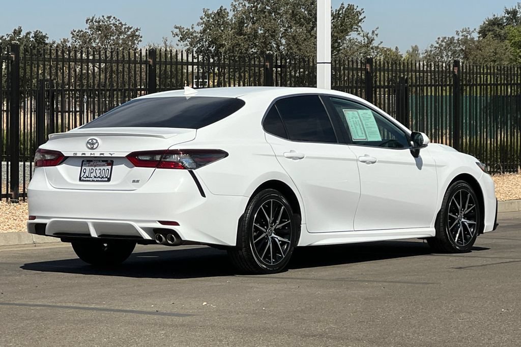 Certified 2024 Toyota Camry SE FWD image 5