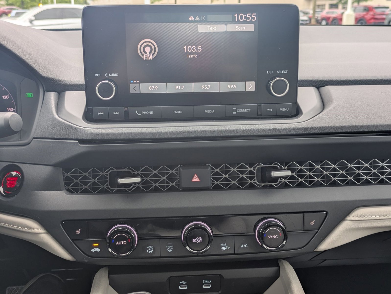 Used 2025 Honda Accord SE image 14