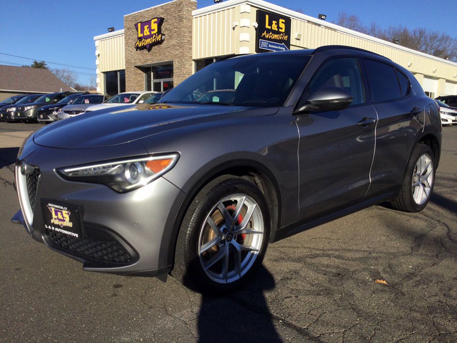 Used 2019 Alfa Romeo Stelvio Ti Sport w/ Quick Order Package 22S Sport