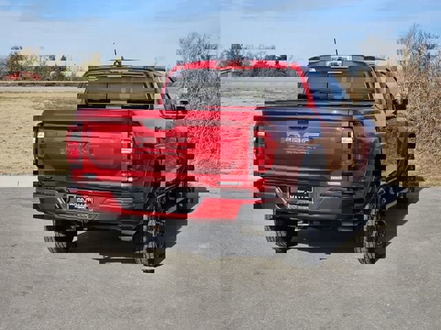 Used 2024 GMC Canyon Elevation w/ Convenience Package image 7