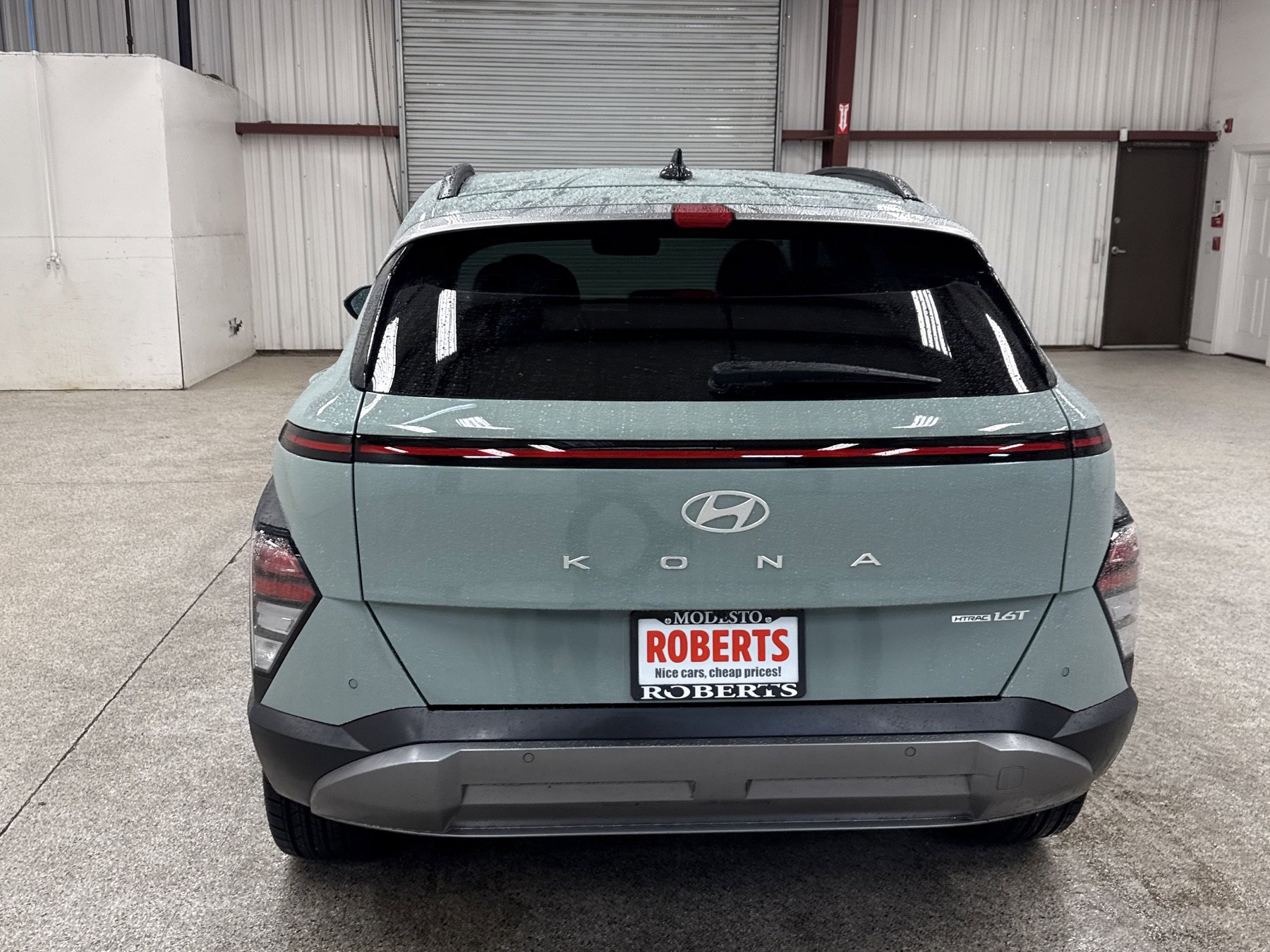 Used 2024 Hyundai Kona Limited image 17