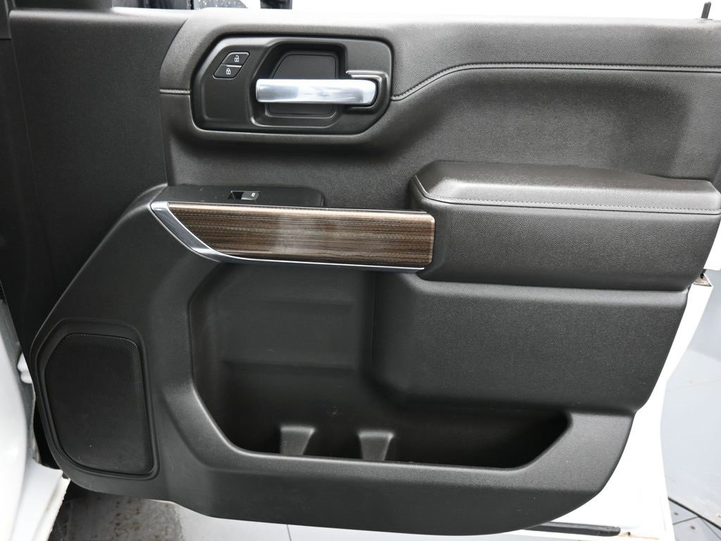 Used 2023 Chevrolet Silverado 2500 LT w/ Convenience Package image 17