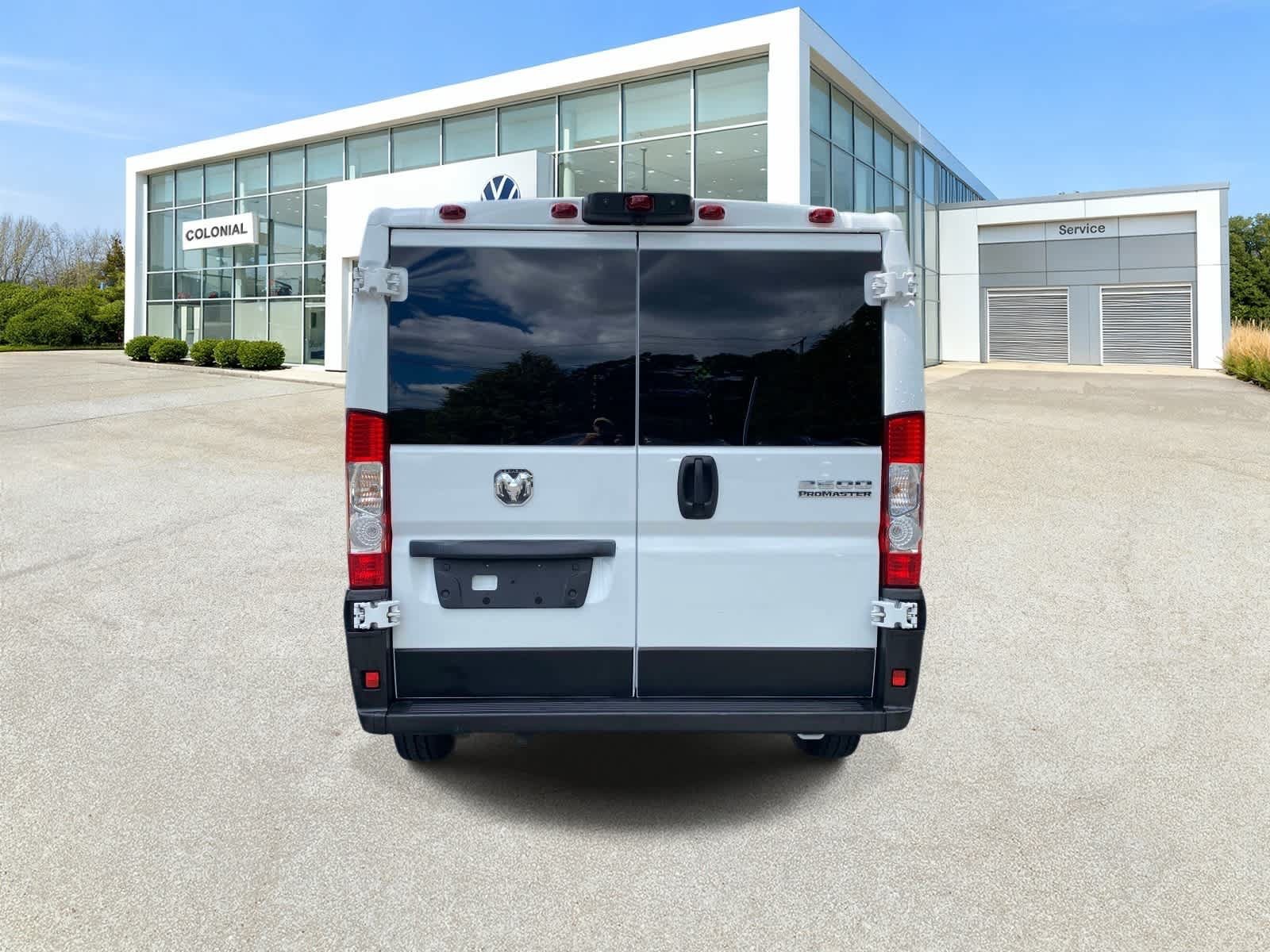 Used 2025 RAM ProMaster 2500 w/ U-Haul Equipment Group FWD image 4