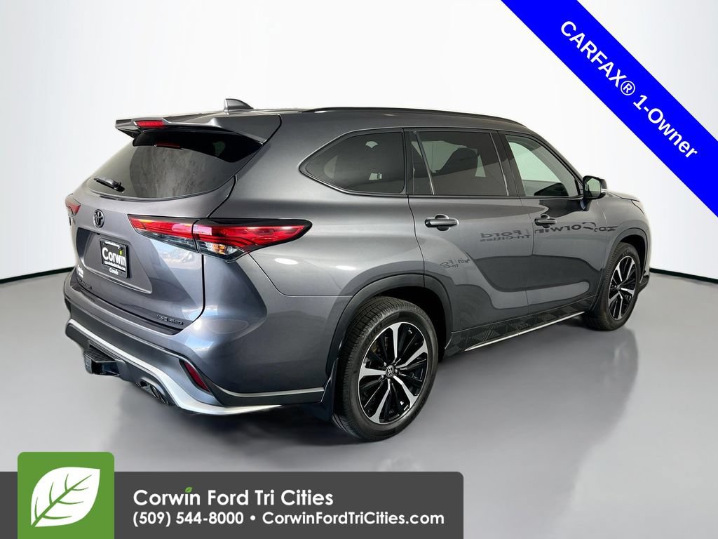 Used 2021 Toyota Highlander XSE AWD/4WD image 14