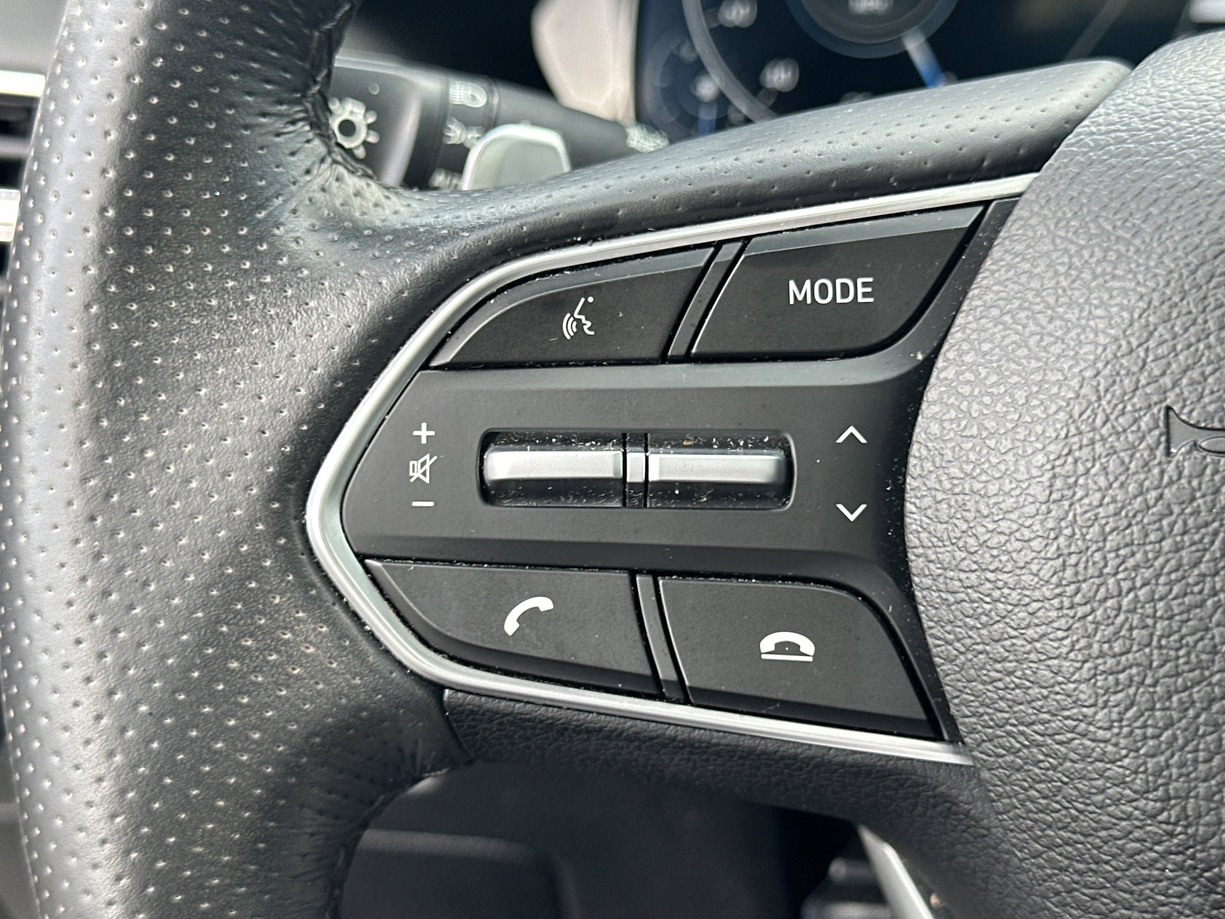 Used 2022 Hyundai Palisade Calligraphy image 11