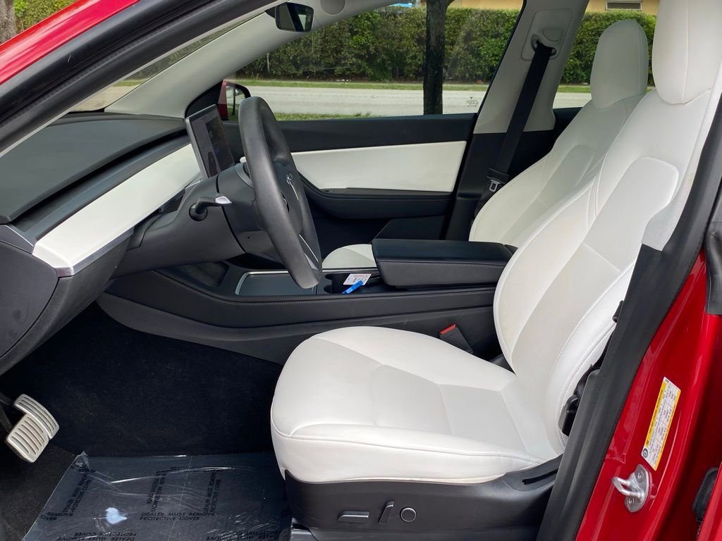 Used 2021 Tesla Model Y Performance image 34