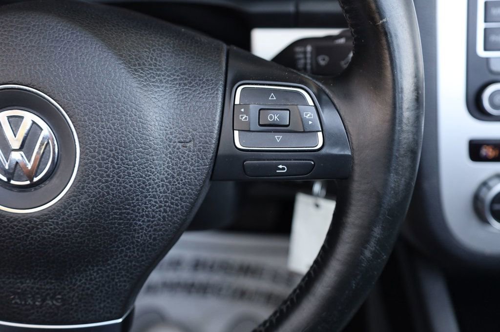 Used 2014 Volkswagen Eos Komfort image 32