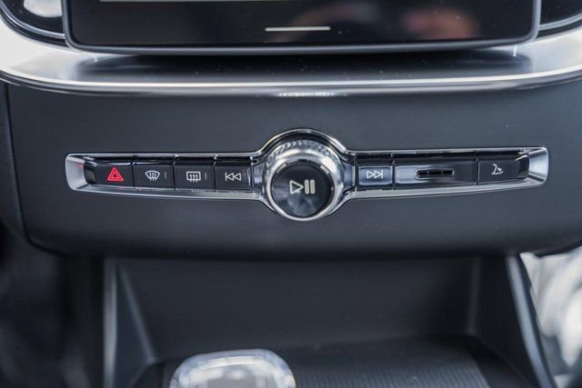 New 2026 Volvo XC90 B5 Ultra image 23