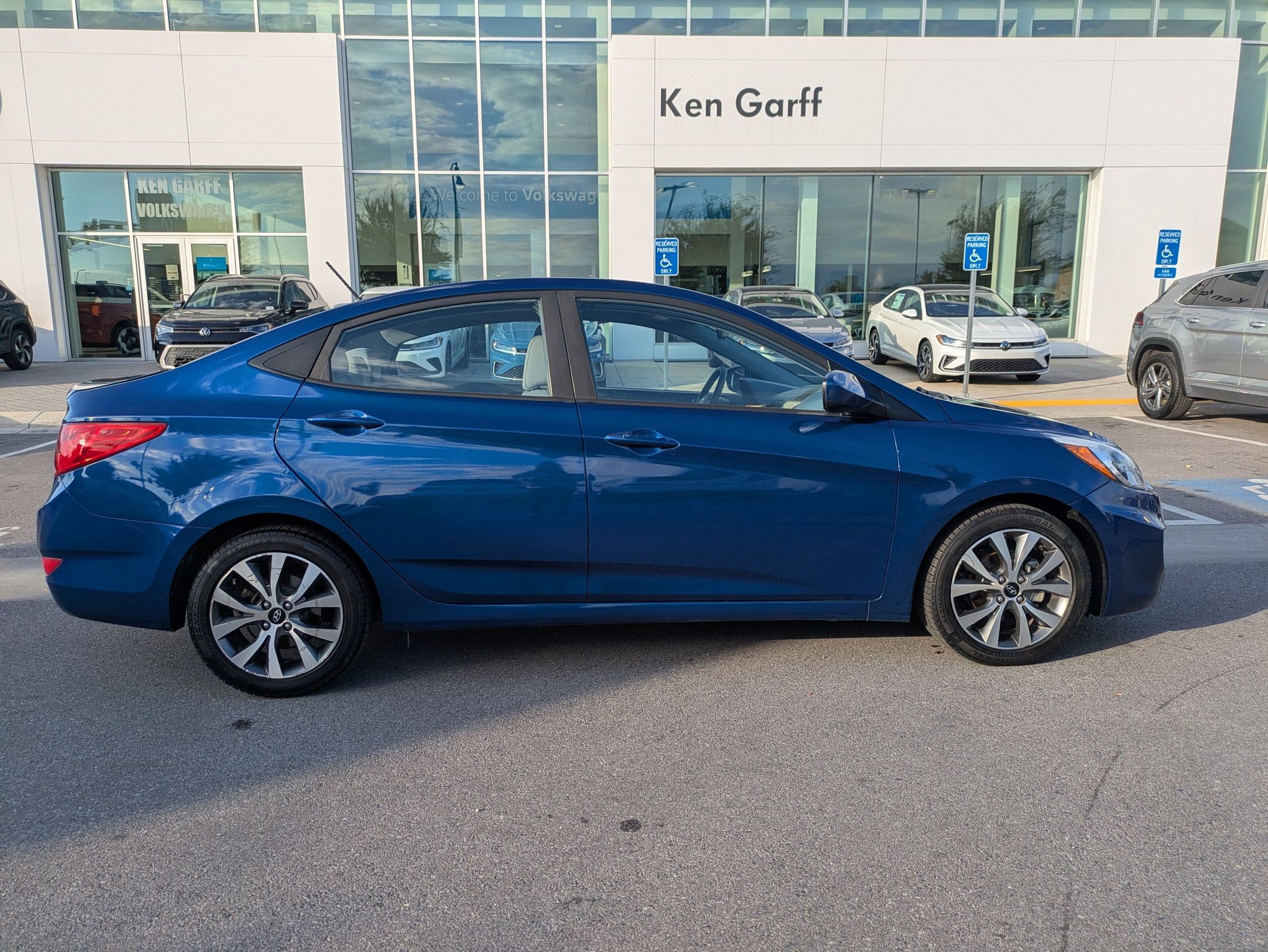 Used 2017 Hyundai Accent Value Edition image 2