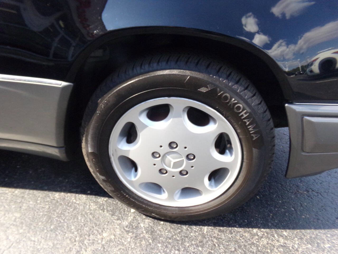 Used 1994 Mercedes-Benz E 320 Convertible image 67